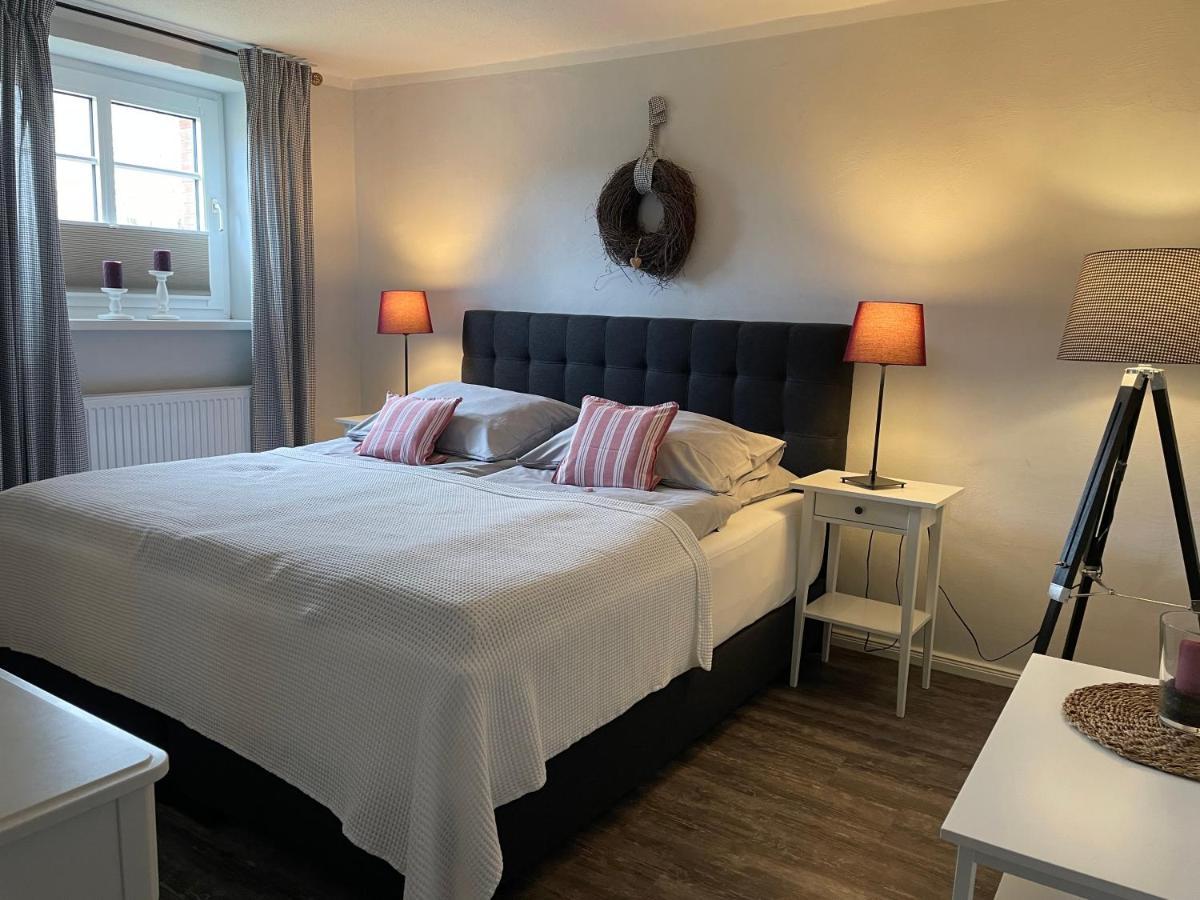 Friesen-Lodge Ferienwohnungen Breklum Bagian luar foto
